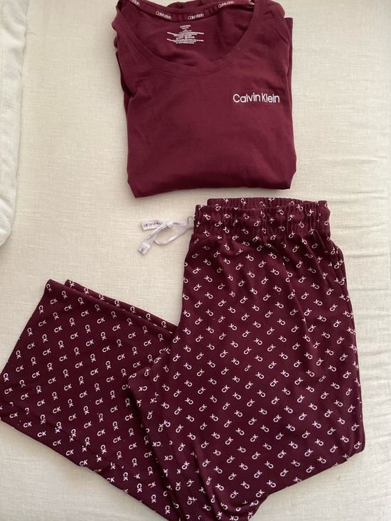 Calvin Klein Other - Calvin Klein Two Piece Fleece Long Sleeve Pajama Matching Set Loungewear Pants